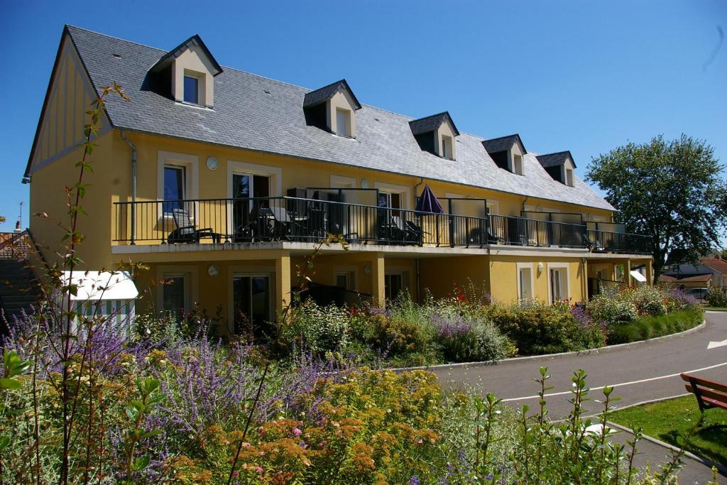 Residence Le Bois Flotte Мервиль-Франсвиль Экстерьер фото